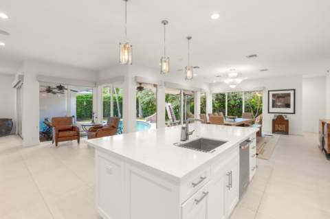 2517 NE 13th Street, Fort Lauderdale FL - photo 16 of 59