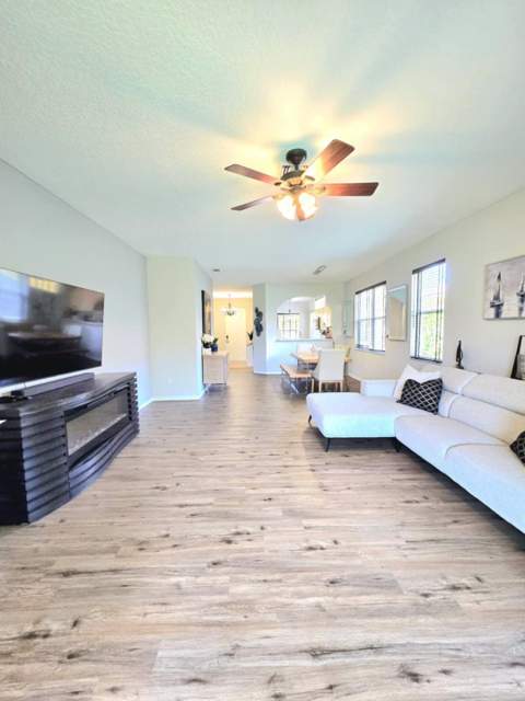 9658 SW Lindale Trace Boulevard, Port St. Lucie FL - photo 7 of 23