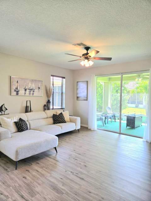 9658 SW Lindale Trace Boulevard, Port St. Lucie FL - photo 6 of 23