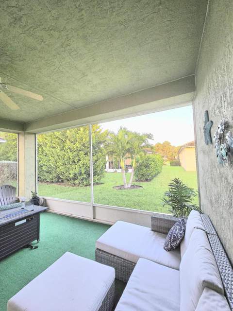 9658 SW Lindale Trace Boulevard, Port St. Lucie FL - photo 17 of 23
