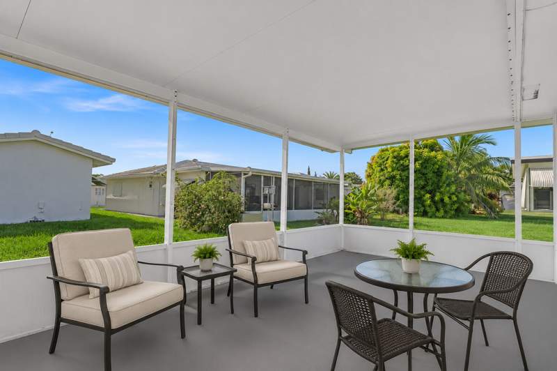 3 bedroom Single Family Residence at 7500 NW 73rd Avenue, Mainlands Of Tamarac Lakes, Tamarac — photo 5