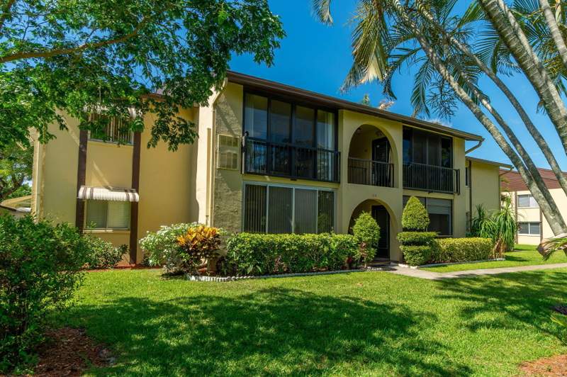 1 bedroom Condominium at 318 Pine Ridge Circle #C-2, Pine Ridge III Condo, Greenacres — photo 2