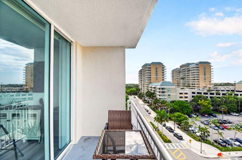 2 bedroom Condominium at 350 N Federal Highway #813, Casa Costa Condo, Boynton Beach — photo 3