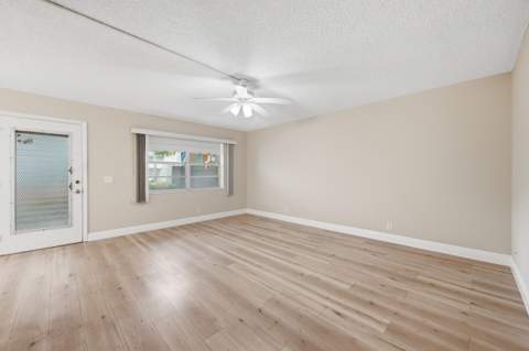 442 Normandy J, Delray Beach FL - photo 13 of 33
