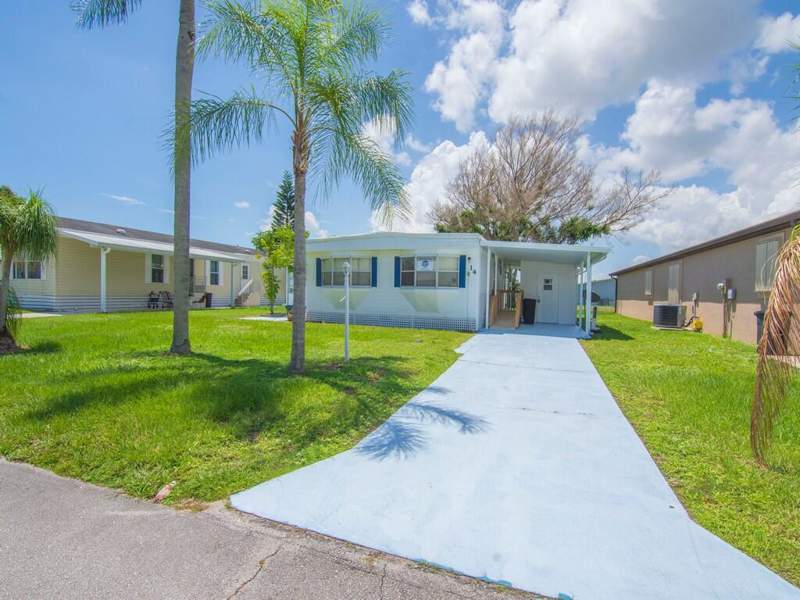 2 bedroom Mobile Home at 14 Golf Drive, Spanish Lakes One, Port St. Lucie — photo 2