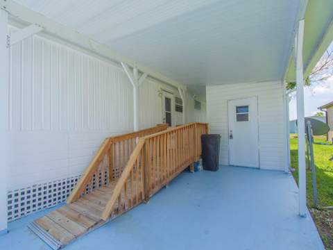 14 Golf Drive, Port St. Lucie FL - photo 7 of 59