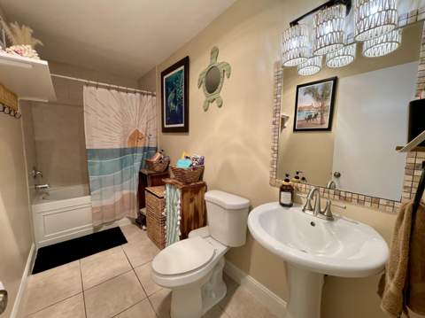 415 Beacon Street, Tequesta FL - photo 15 of 23