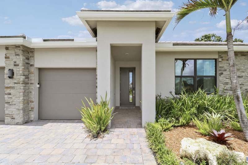 4 bedroom Single Family Residence at 1490 SW Lago Circle, The Oaks, Palm City — photo 4