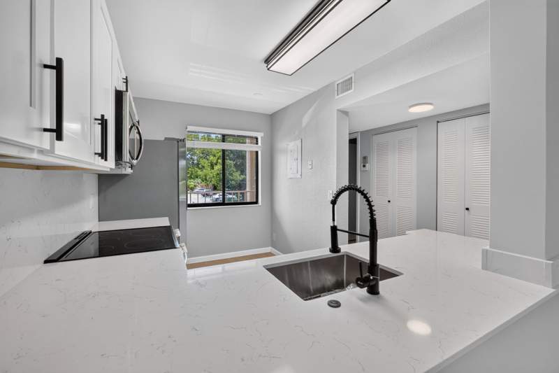 2 bedroom Condominium at 6795 Huntington Lane #201, Huntington Lakes Sec Two Condos, Delray Beach — photo 2