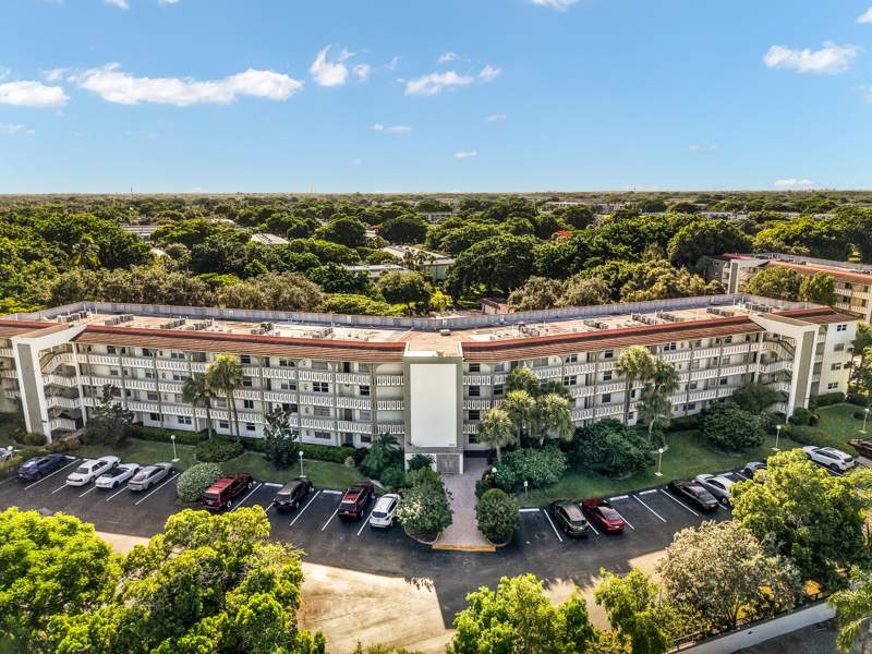 2 bedroom Condominium at 1501 Cayman Way #C-1, Wynmoor, Coconut Creek — photo 4