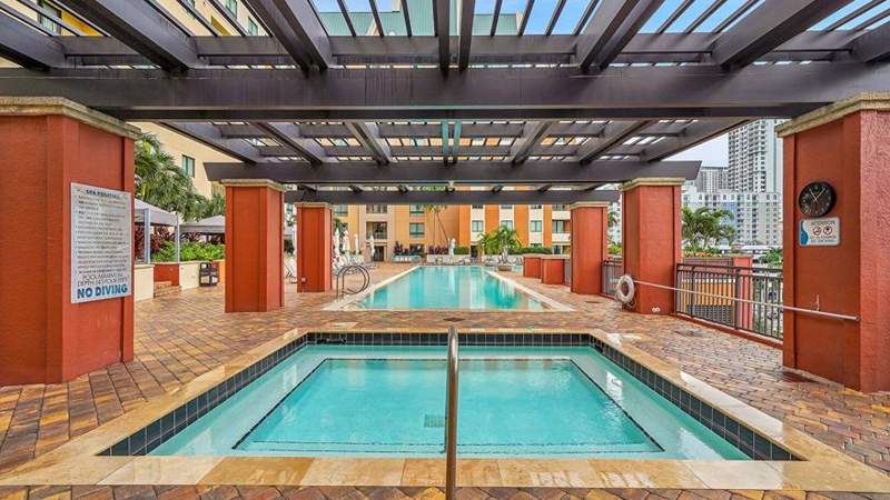 2 bedroom Condominium at 110 N Federal Highway #501, Waverly At Las Olas Condo, Fort Lauderdale — photo 3