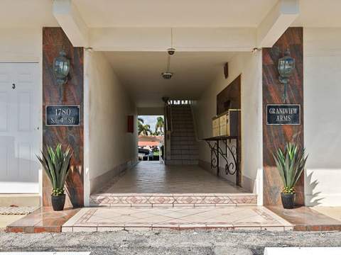 1780 SE 4th Street, Pompano Beach FL - photo 9 of 38