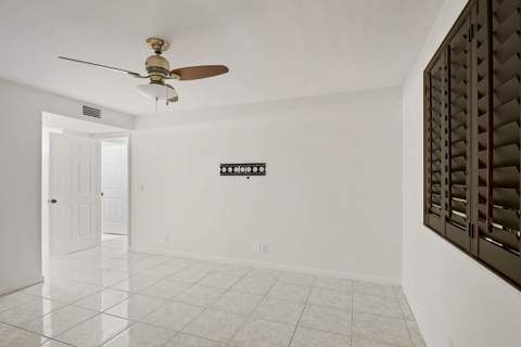 14 Vía De Casas Sur #103, Boynton Beach FL - photo 21 of 35