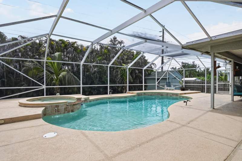 3 bedroom Single Family Residence at 3005 SE Wake Road, Port St Lucie Section 39, Port St. Lucie — photo 5