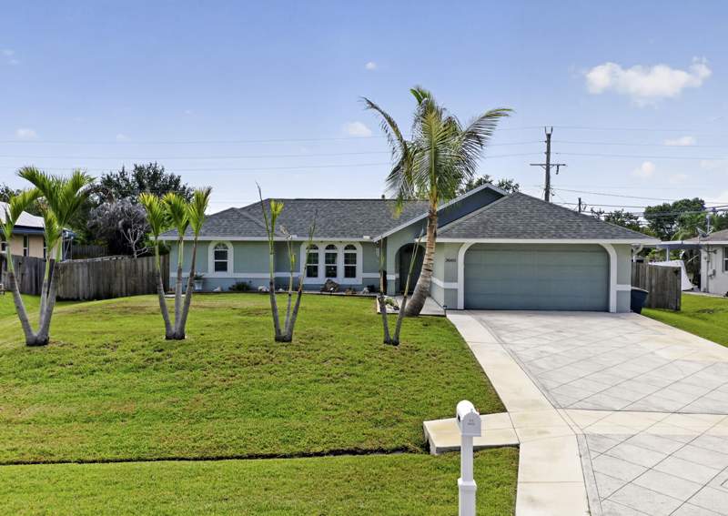 3 bedroom Single Family Residence at 3005 SE Wake Road, Port St Lucie Section 39, Port St. Lucie — photo 2