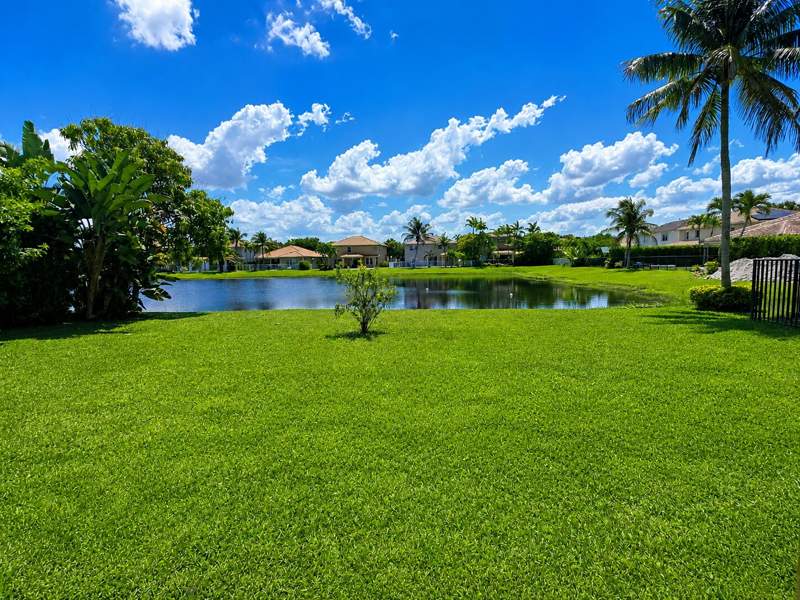 5 bedroom Single Family Residence at 4436 Laurel Place, Isles At Weston, Weston — photo 3