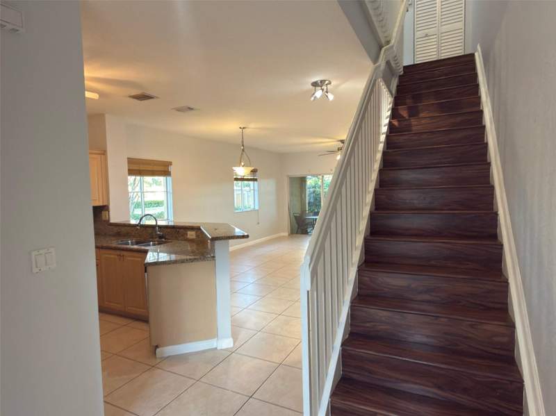 3 bedroom Townhouse at 8320 Santa Monica Avenue #8320, Santa Monica, Tamarac — photo 5