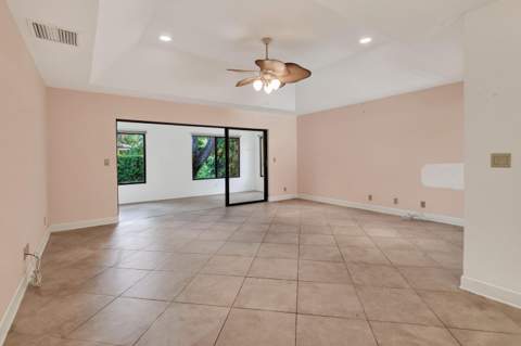 11453 Shady Oaks Lane, North Palm Beach FL - photo 10 of 72