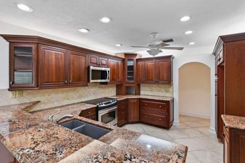 11453 Shady Oaks Lane, North Palm Beach FL - photo 24 of 72