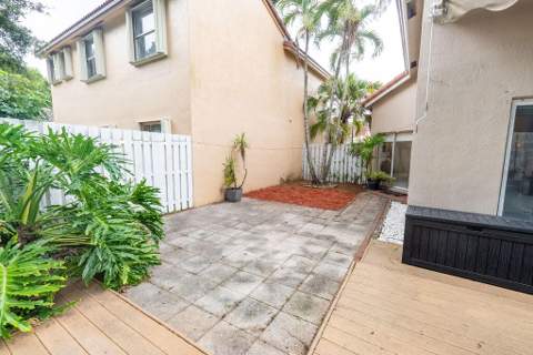 1284 NW 125th Terrace, Sunrise FL - photo 8 of 84