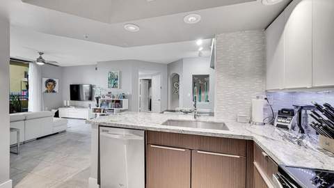 110 N Federal Highway #501, Fort Lauderdale FL - photo 16 of 64