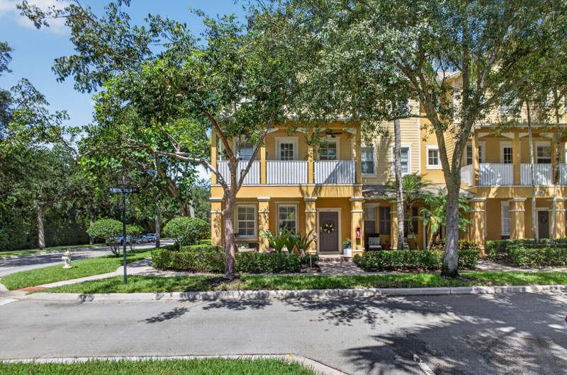 3 bedroom Condominium at 128 W Royal Palm Circle #101, Sandpiper Cove At Botanica Condo, Jupiter — photo 2