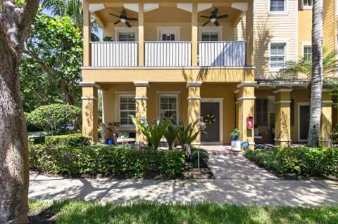 128 W Royal Palm Circle #101, Jupiter FL - photo 6 of 78