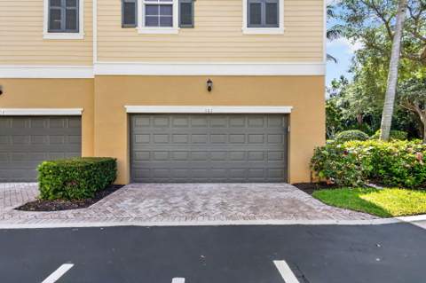 128 W Royal Palm Circle #101, Jupiter FL - photo 12 of 78