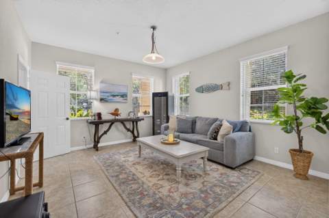 128 W Royal Palm Circle #101, Jupiter FL - photo 16 of 78