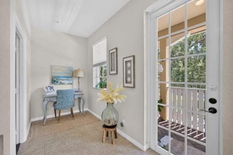 128 W Royal Palm Circle #101, Jupiter FL - photo 21 of 78