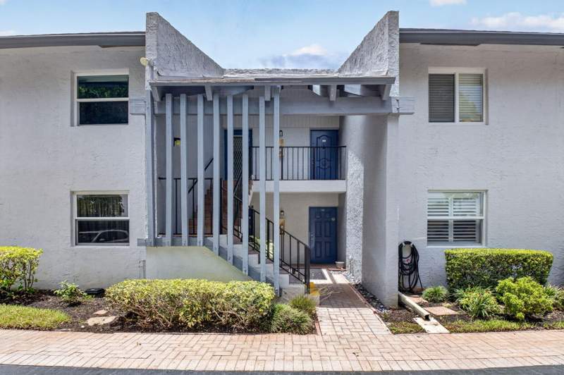 2 bedroom Condominium at 14849 Cumberland Drive #1060, Villages Of Oriole Deauville, Delray Beach — photo 3