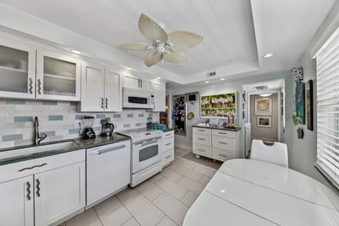 804 Cypress Boulevard #503, Pompano Beach FL - photo 10 of 37