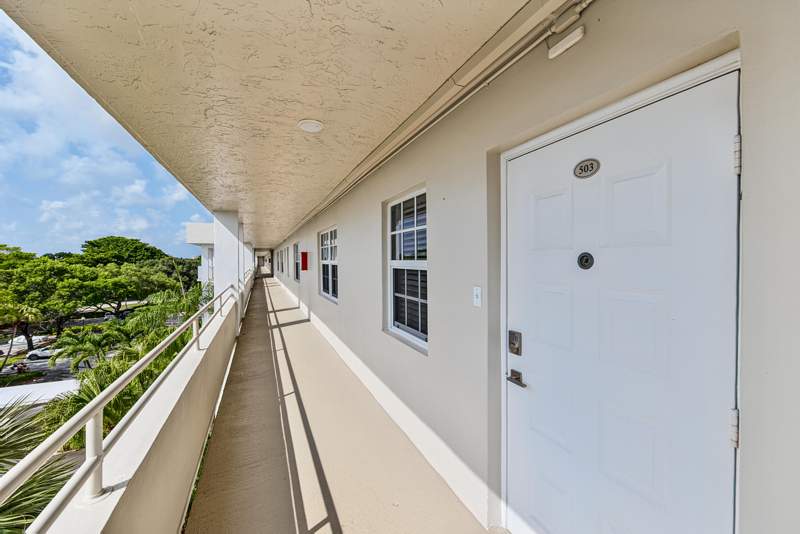 3 bedroom Condominium at 804 Cypress Boulevard #503, Palm Aire Country Club, Pompano Beach — photo 4