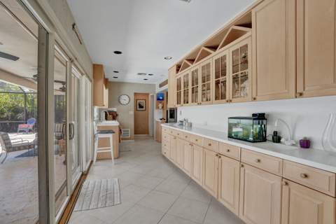 2756 NE 35th Street, Fort Lauderdale FL - photo 9 of 43
