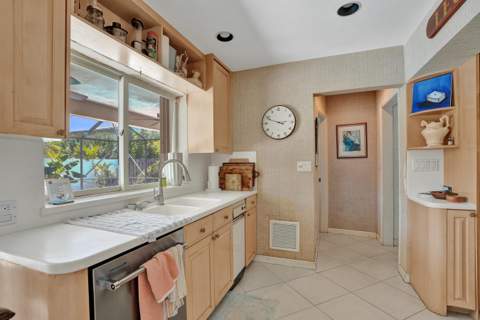 2756 NE 35th Street, Fort Lauderdale FL - photo 11 of 43