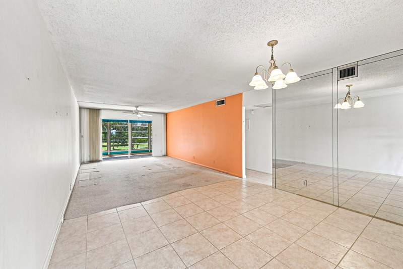 2 bedroom Condominium at 2901 Victoria Circle #D2, Victoria Village F Condo, Coconut Creek — photo 3