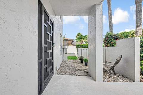 5844 Areca Palm Court #C, Delray Beach FL - photo 6 of 67