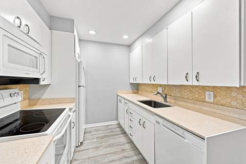 2404 Antigua Circle #G4, Coconut Creek FL - photo 13 of 27