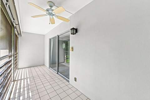 2404 Antigua Circle #G4, Coconut Creek FL - photo 21 of 27
