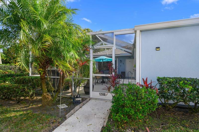 2 bedroom Villa at 1258 NW Sun Terrace Circle, Lakes At St Lucie West Plat No 23, Port St. Lucie — photo 2