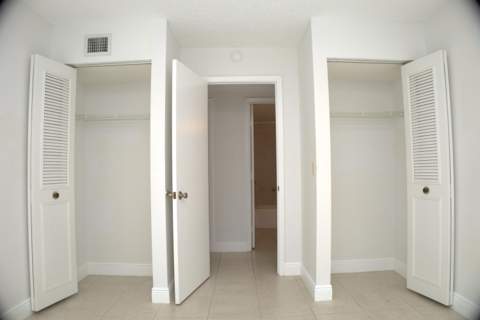 815 Sky Pine Way #D2, Greenacres FL - photo 22 of 40