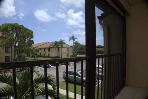 815 Sky Pine Way #D2, Greenacres FL - photo 17 of 40