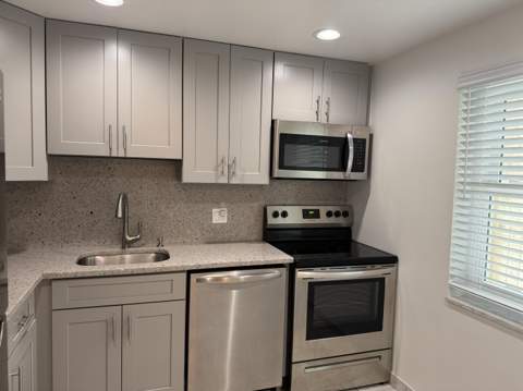 1035 Country Club Drive #303, Margate FL - photo 20 of 23
