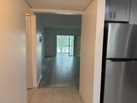 1035 Country Club Drive #303, Margate FL - photo 21 of 23