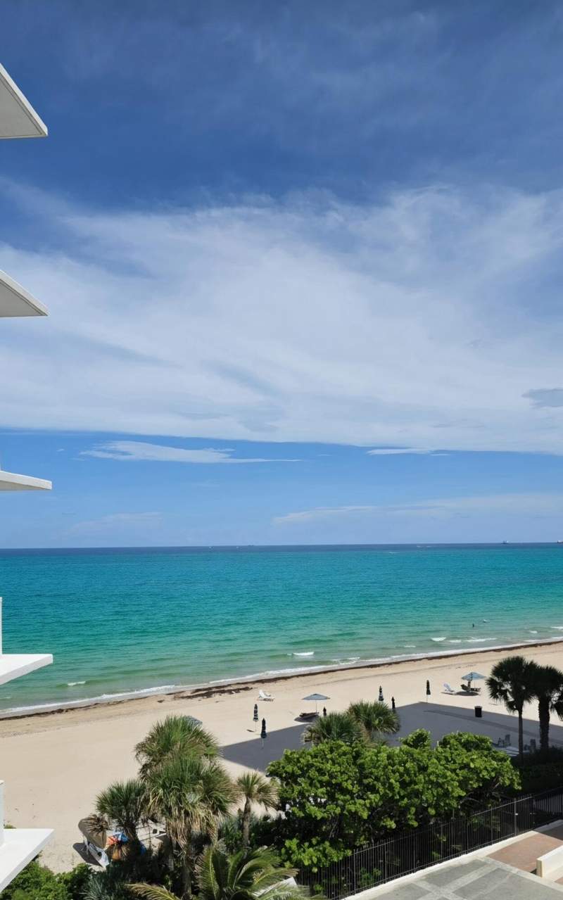 2 bedroom Stock Cooperative at 3600 Galt Ocean Drive #5d, Edgewater Arms Co-Op, Fort Lauderdale — photo 2