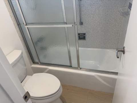 460 Paradise Isle Boulevard #101, Hallandale Beach FL - photo 20 of 37