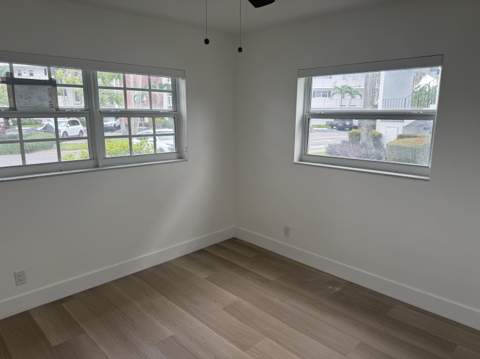 460 Paradise Isle Boulevard #101, Hallandale Beach FL - photo 23 of 37