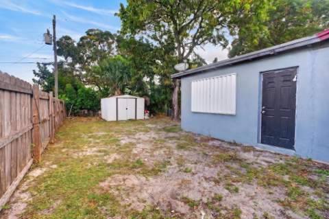 741 NW 17th Court, Pompano Beach FL - photo 6 of 25