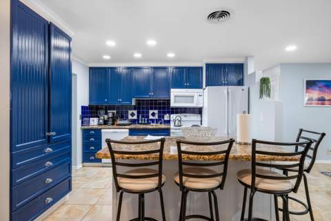 336 S Chillingworth Drive, West Palm Beach FL - photo 18 of 26