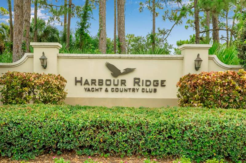 3 bedroom Single Family Residence at 1701 NW Buttonbush Circle, Harbour Ridge plat 1, Palm City — photo 2
